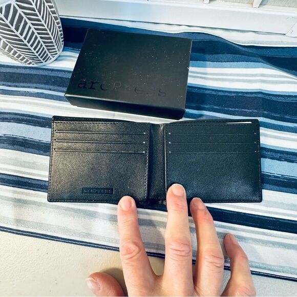 Arcpress Wallet - Picture 6 of 10
